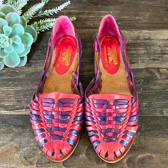 ❌SOLD OUT❌ VINTAGE leather sandals from Brazil - NEW - size 8 & 8.5 - Picture 2 of 8